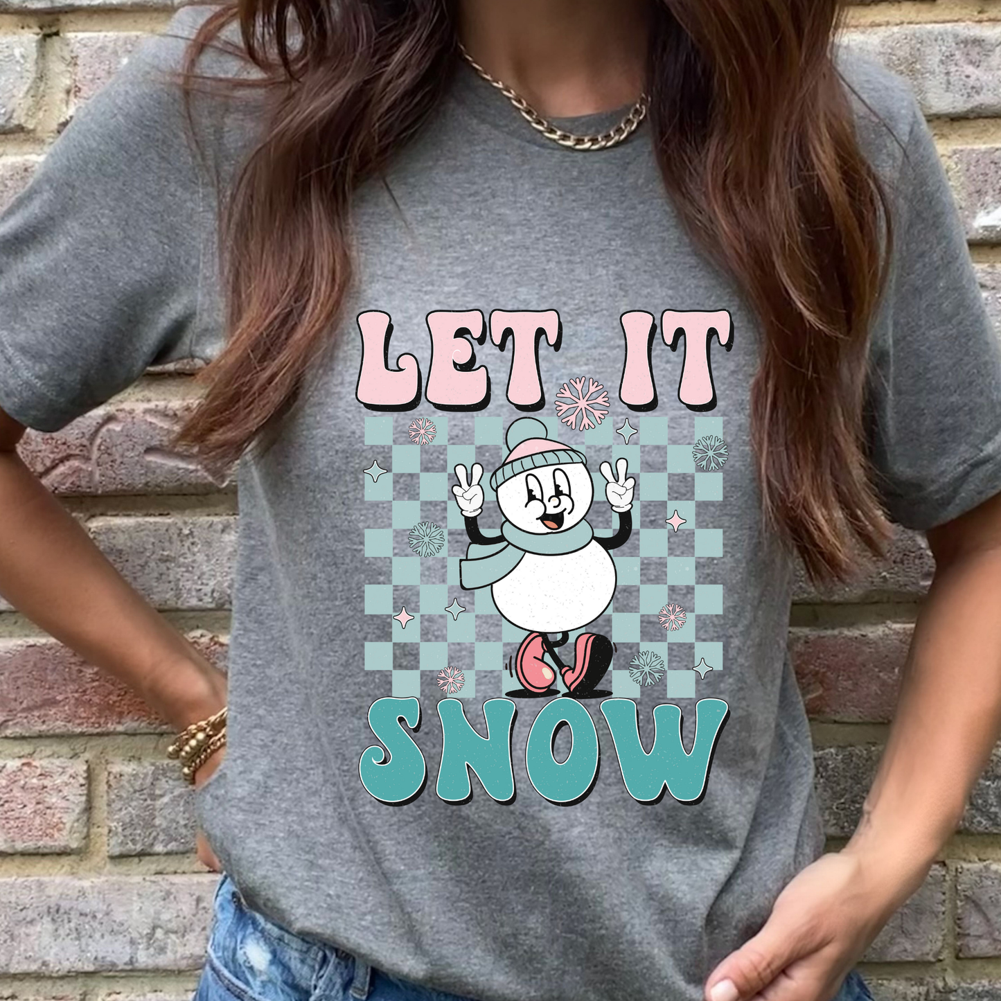 Let it Snow Graphic Tee