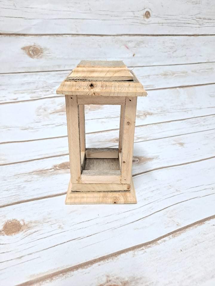Reclaimed Elegant Mini Lantern