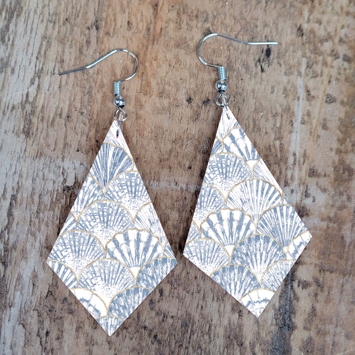 Classy Shell Earrings