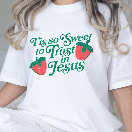 Tis So Sweet Graphic Tee