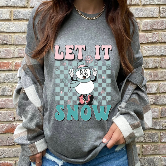 Let it Snow Graphic Tee