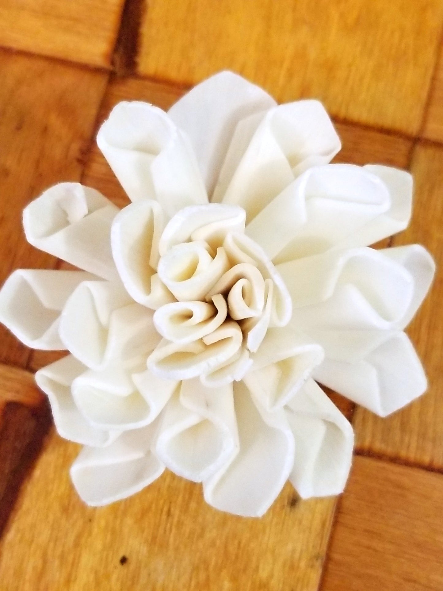 Dahlia - 1.5"