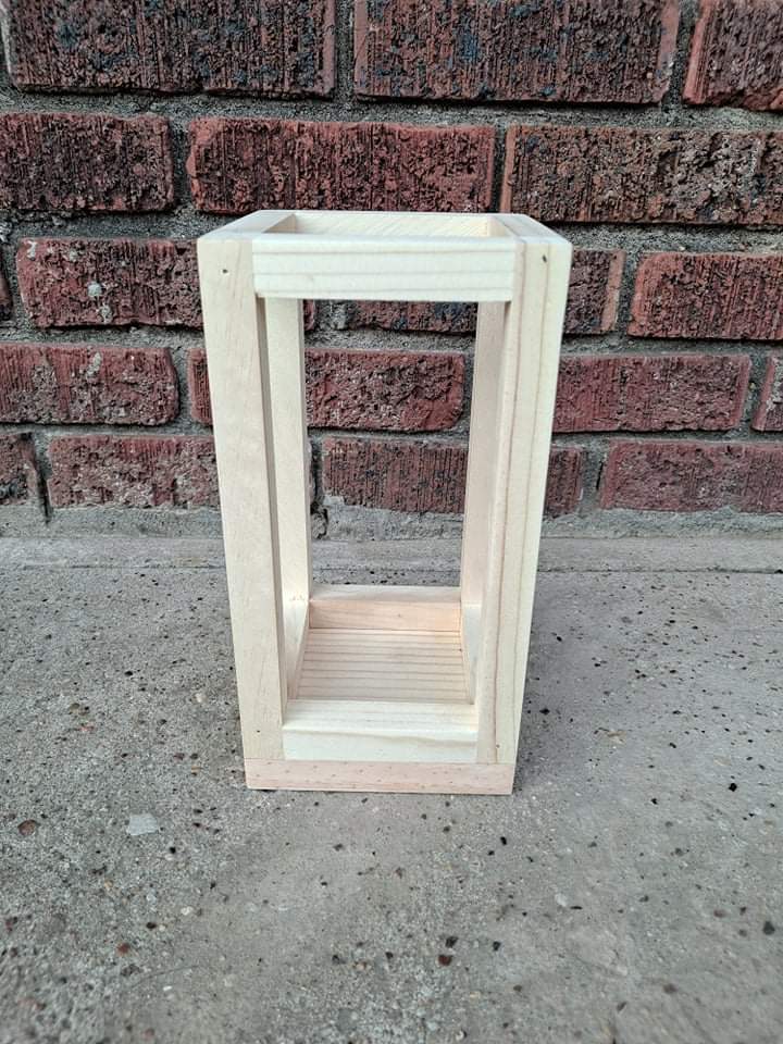 SIMPLE WOODEN LANTERN