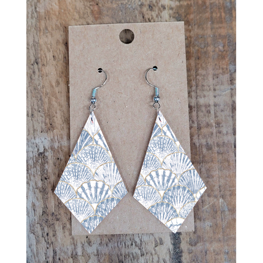Classy Shell Earrings